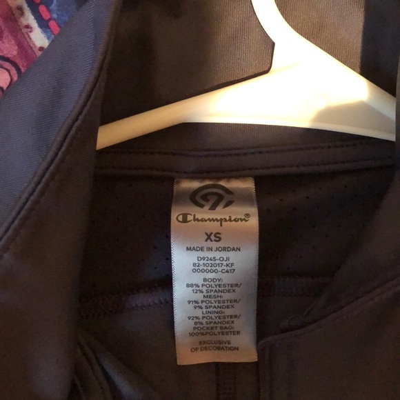 Purple athletic jacket - Picture 5 of 5